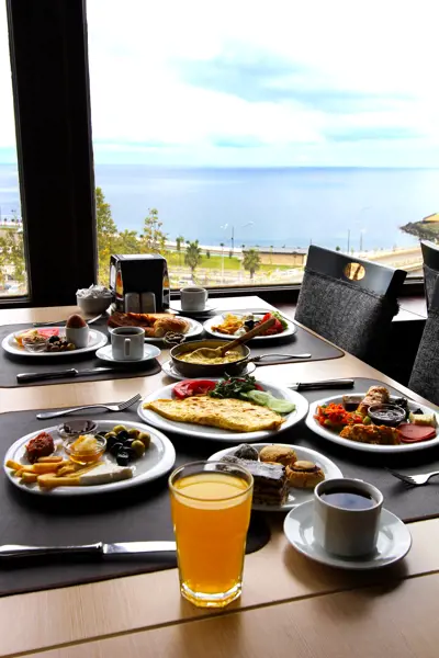Funda Hotel (Kahvaltı03)